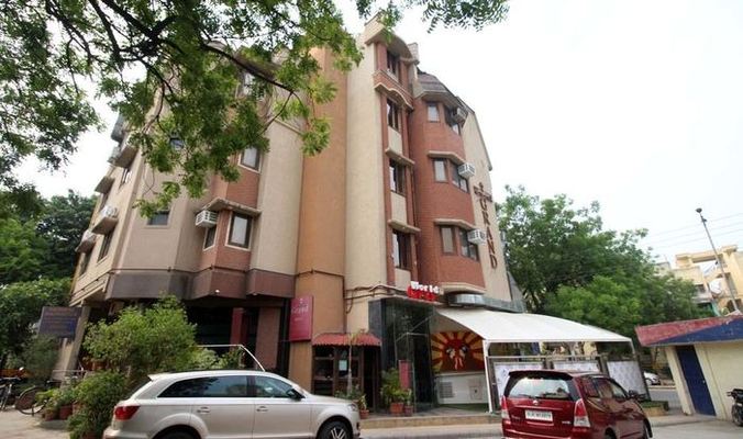 Hotel Royal Castle Grand